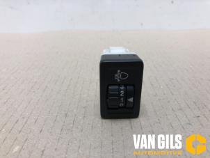 Used AIH headlight switch Suzuki Swift (ZA/ZC/ZD1/2/3/9) 1.3 VVT 16V Price € 30,00 Margin scheme offered by Van Gils Automotive