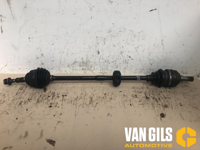 Gebrauchte Antriebswelle rechts vorne Opel Astra G (F70) 2.0 DI 16V Preis € 35,00 Margenregelung angeboten von Van Gils Automotive