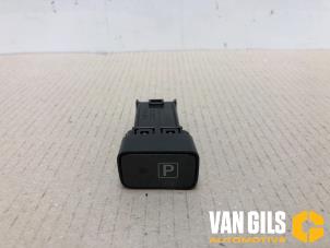 Używane Przelacznik hamulca postojowego Toyota Prius (ZVW3) 1.8 16V Cena na żądanie oferowane przez Van Gils Automotive