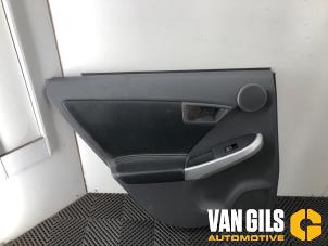 Używane Tapicerka drzwi lewych tylnych wersja 4-drzwiowa Toyota Prius (ZVW3) 1.8 16V Cena na żądanie oferowane przez Van Gils Automotive