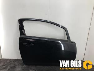 Gebrauchte Tür 2-türig rechts Opel Corsa D 1.4 16V Twinport LPG Preis € 150,00 Margenregelung angeboten von Van Gils Automotive