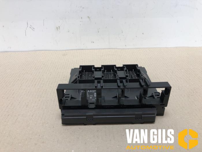 Used Body control computer Volkswagen Touran (1T3) 2.0 TDI 16V 140 Price € 76,00 Margin scheme offered by Van Gils Automotive