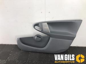 Usagé Revêtement portière 4portes avant droite Toyota Aygo (B10) 1.0 12V VVT-i Prix sur demande proposé par Van Gils Automotive