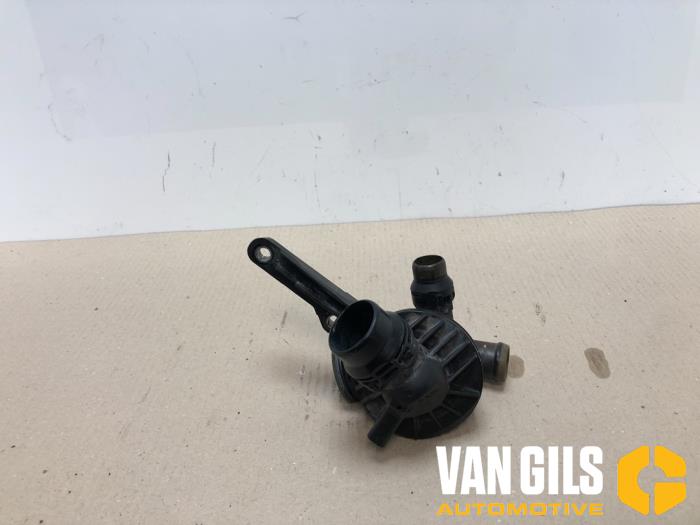 Begagnade Termostathus BMW 1 serie (F20) 116i 1.6 16V Pris € 30,00 Marginaltabell erbjuds av Van Gils Automotive