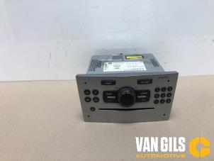 Usagé Radio/Lecteur CD Opel Corsa D 1.3 CDTi 16V ecoFLEX Prix sur demande proposé par Van Gils Automotive
