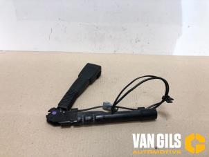 Used Front seatbelt buckle, right BMW 3 serie Touring (E91) 320d 16V Price on request offered by Van Gils Automotive