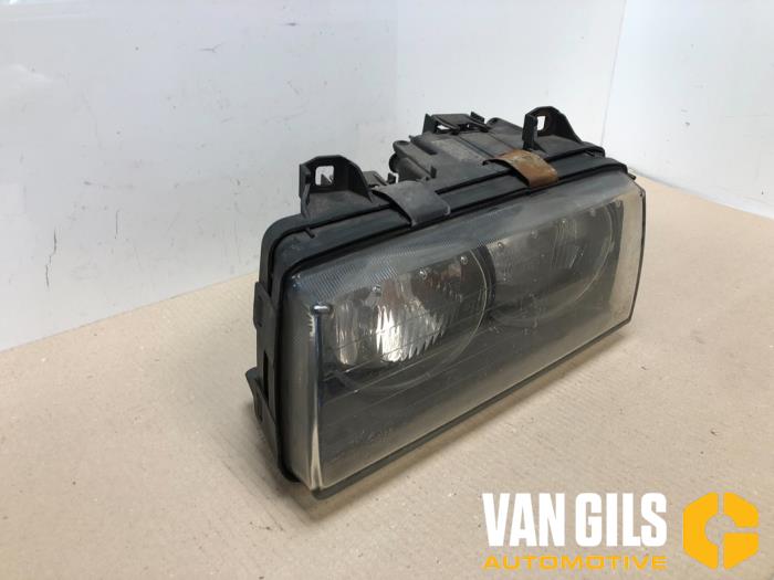 Headlight, left from a BMW 3 serie (E36/4) 318i 1995
