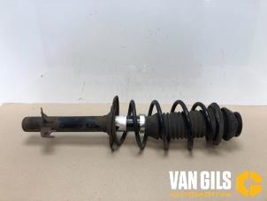 Used Front shock absorber rod, right Toyota Aygo (B10) 1.0 12V VVT-i Price € 75,00 Margin scheme offered by Van Gils Automotive