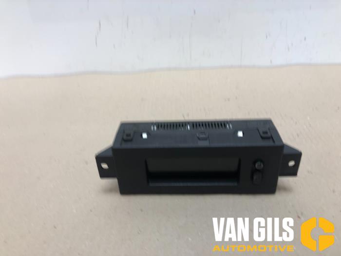 Begagnade Innerdisplay Opel Corsa D 1.4 16V Twinport Pris € 30,00 Marginaltabell erbjuds av Van Gils Automotive