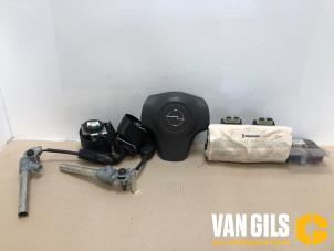 Usagé Set de airbag Opel Corsa D 1.4 16V Twinport Prix sur demande proposé par Van Gils Automotive