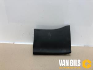 Usados Airbag de rodilla Peugeot 308 (4A/C) 1.6 VTI 16V Precio de solicitud ofrecido por Van Gils Automotive