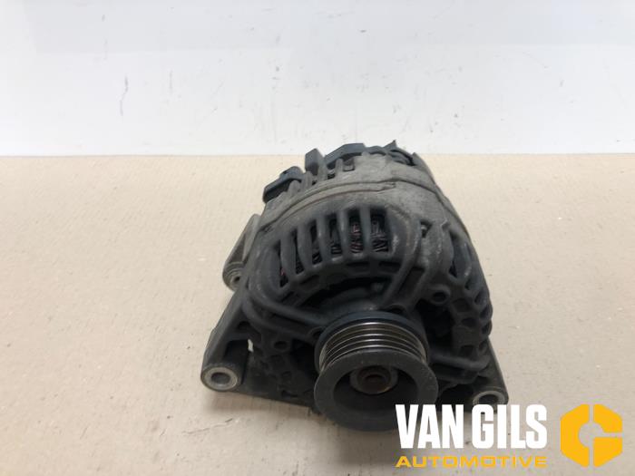 Begagnade Dynamo Opel Corsa D 1.4 16V Twinport Pris € 88,00 Marginaltabell erbjuds av Van Gils Automotive
