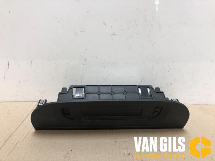 Begagnade Innerdisplay Renault Kangoo/Grand Kangoo (KW) 1.6 16V Pris € 30,00 Marginaltabell erbjuds av Van Gils Automotive