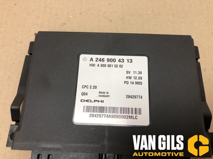 Ordenador de caja automática de un Mercedes-Benz A (W176) 1.5 A-180 CDI, A-180d 16V 2014