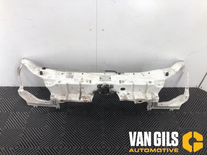 Używane Panel przedni Fiat Doblo Cargo (223) 1.3 D 16V Multijet DPF Cena na żądanie oferowane przez Van Gils Automotive