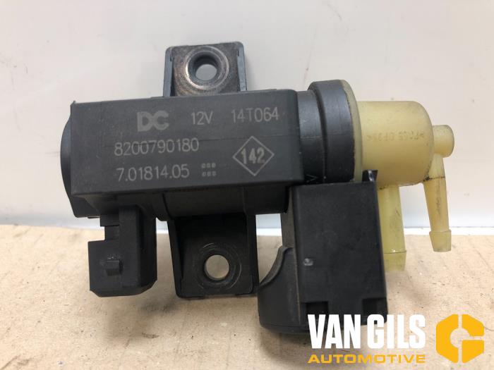 Usagé Clapet de surpression Turbo Mercedes A (W176) 1.5 A-180 CDI, A-180d 16V Prix € 30,00 Règlement à la marge proposé par Van Gils Automotive