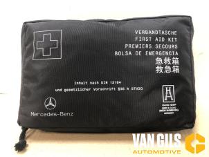 Used First aid kit Mercedes A (W176) 1.5 A-180 CDI, A-180d 16V Price € 29,99 Margin scheme offered by Van Gils Automotive