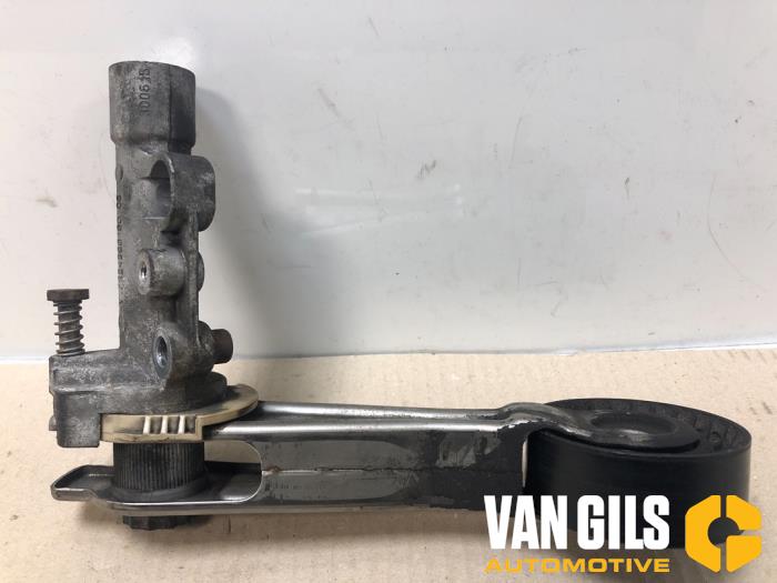 Usados Rodillo tensor correa múltiple Peugeot 207/207+ (WA/WC/WM) 1.6 16V GT THP Precio € 30,00 Norma de margen ofrecido por Van Gils Automotive