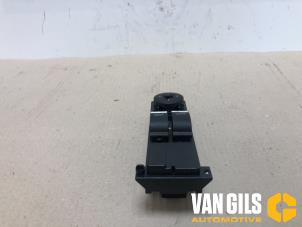 Used Electric window switch Ford Focus 2 2.0 16V Price € 40,00 Margin scheme offered by Van Gils Automotive