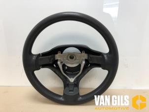 Usagé Volant Toyota Aygo (B10) 1.0 12V VVT-i Prix € 75,00 Règlement à la marge proposé par Van Gils Automotive