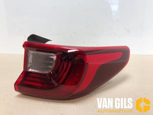 Używane Tylne swiatlo pozycyjne prawe Kia Stonic (YB) 1.0i T-GDi 12V Eco-Dynamics+ Cena € 199,00 Procedura marży oferowane przez Van Gils Automotive