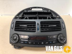 Used Heater control panel Mercedes E (W211) 3.2 E-320 V6 18V Price € 50,00 Margin scheme offered by Van Gils Automotive