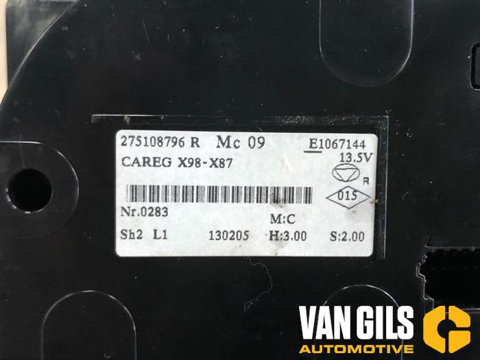 Panel de control de calefacción de un Renault Clio IV Estate/Grandtour (7R) 0.9 Energy TCE 12V 2014