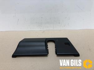 Gebrauchte Abdeckplatte sonstige Kia Stonic (YB) 1.0i T-GDi 12V Eco-Dynamics+ Preis € 30,00 Margenregelung angeboten von Van Gils Automotive