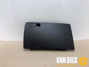 Used Glovebox Kia Stonic (YB) 1.0i T-GDi 12V Eco-Dynamics+ Price € 79,99 Margin scheme offered by Van Gils Automotive