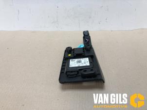 Used ACC sensor (distance) Kia Stonic (YB) 1.0i T-GDi 12V Eco-Dynamics+ Price € 249,99 Margin scheme offered by Van Gils Automotive
