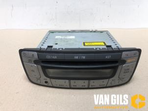 Usados Reproductor de CD y radio Citroen C1 1.0 12V Precio € 74,99 Norma de margen ofrecido por Van Gils Automotive