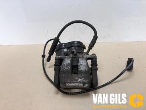 Used Rear brake calliper, left Mercedes B (W246,242) 2.2 B-220 CDI BlueEFFICIENCY 16V Price on request offered by Van Gils Automotive