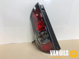 Gebrauchte Rücklicht links Daihatsu Sirion 2 (M3) 1.3 16V DVVT Preis auf Anfrage angeboten von Van Gils Automotive