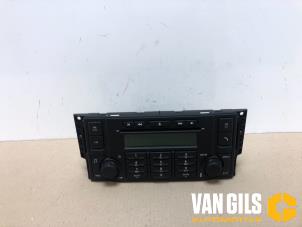 Gebrauchte Radio CD Spieler Landrover Freelander II 2.2 td4 16V Preis auf Anfrage angeboten von Van Gils Automotive