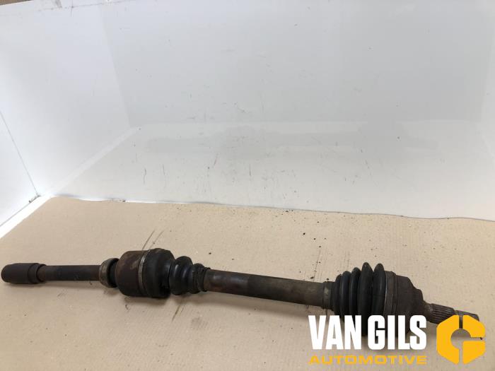 Front drive shaft, right from a Peugeot 307 Break (3E) 1.6 16V 2003