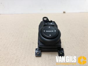 Gebrauchte Spiegel Schalter Hyundai i20 1.2i 16V Preis auf Anfrage angeboten von Van Gils Automotive