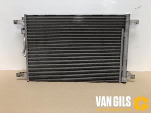 Usagé Condensateur clim Volkswagen Touran (5T1) 1.0 TSI Prix € 94,99 Règlement à la marge proposé par Van Gils Automotive