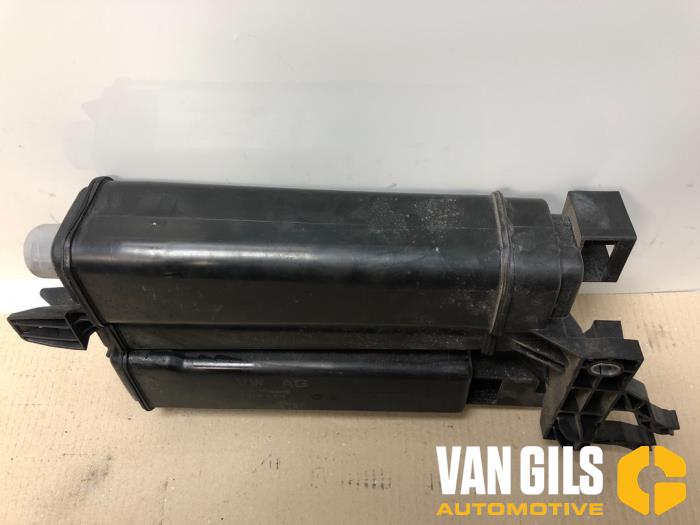 Filtro de carbón de un Volkswagen Touran (5T1) 1.0 TSI 2019