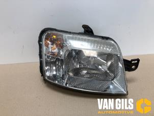 Used Headlight, right Toyota Corolla (E12) 2.0 D-4D 16V 116 Price € 65,00 Margin scheme offered by Van Gils Automotive