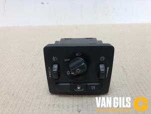 Gebrauchte Licht Schalter Volvo V50 (MW) 1.8 16V Preis € 35,00 Margenregelung angeboten von Van Gils Automotive