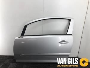 Gebrauchte Tür 2-türig links Opel Corsa D 1.2 16V Preis € 150,00 Margenregelung angeboten von Van Gils Automotive