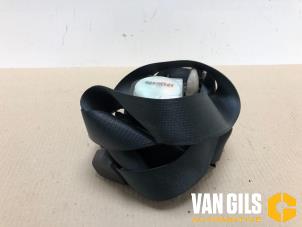 Gebrauchte Sicherheitsgurt links vorne Toyota Yaris (P1) 1.3 16V VVT-i Preis € 65,00 Margenregelung angeboten von Van Gils Automotive