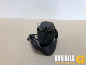 Used Front seatbelt, left Mercedes A (W168) 1.6 A-140 Price € 65,00 Margin scheme offered by Van Gils Automotive