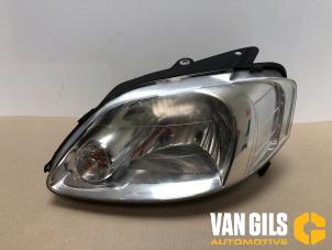 Used Headlight, left Volkswagen Fox (5Z) 1.2 Price € 30,00 Margin scheme offered by Van Gils Automotive
