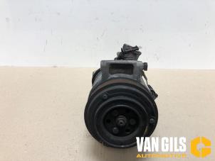 Used Air conditioning pump Mercedes Vito (447.6) 2.2 114 CDI 16V Price € 99,99 Margin scheme offered by Van Gils Automotive