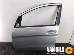 Used Door 4-door, front left Mercedes B (W245,242) 2.0 B-180 CDI 16V Price on request offered by Van Gils Automotive