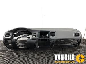 Used Dashboard Volvo V60 I (FW/GW) 2.4 D5 20V Autom. Price on request offered by Van Gils Automotive