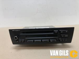Usados Reproductor de CD y radio BMW 1 serie (E87/87N) 116i 1.6 16V Precio € 74,99 Norma de margen ofrecido por Van Gils Automotive