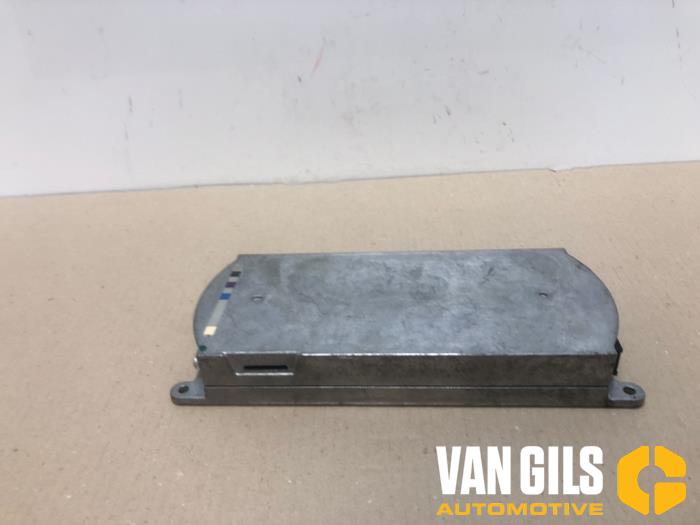 Begagnade Bluetooth-modul BMW X5 (E53) 4.4i V8 32V Pris € 40,00 Marginaltabell erbjuds av Van Gils Automotive