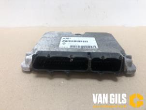 Usados Ordenador de caja automática Renault Master III (FD/HD) 2.5 dCi 120 FAP Precio € 224,99 Norma de margen ofrecido por Van Gils Automotive